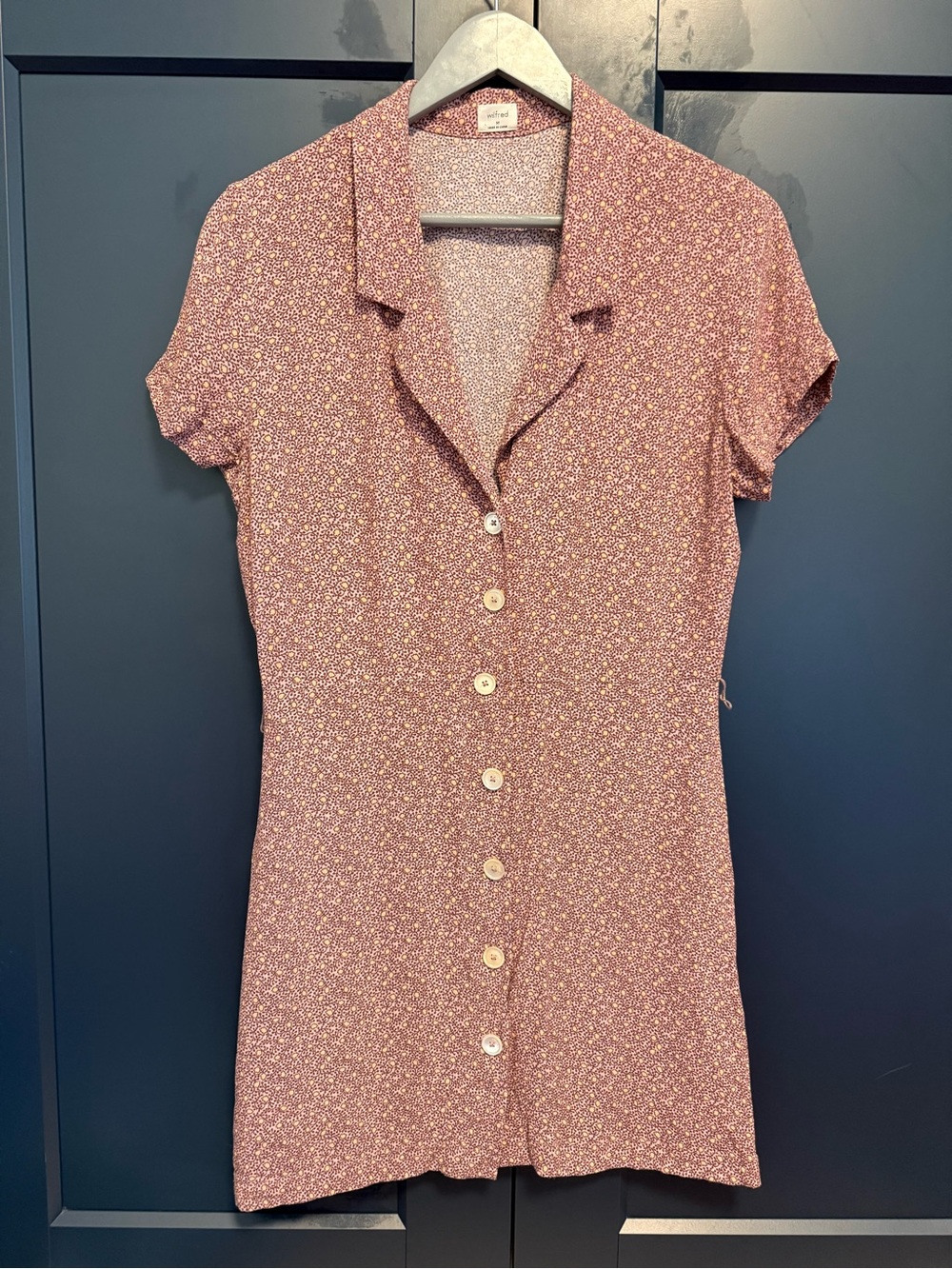Aritzia/ Wilfred Mauve and Pink Floral Short-Sleeve Button-Down Dress